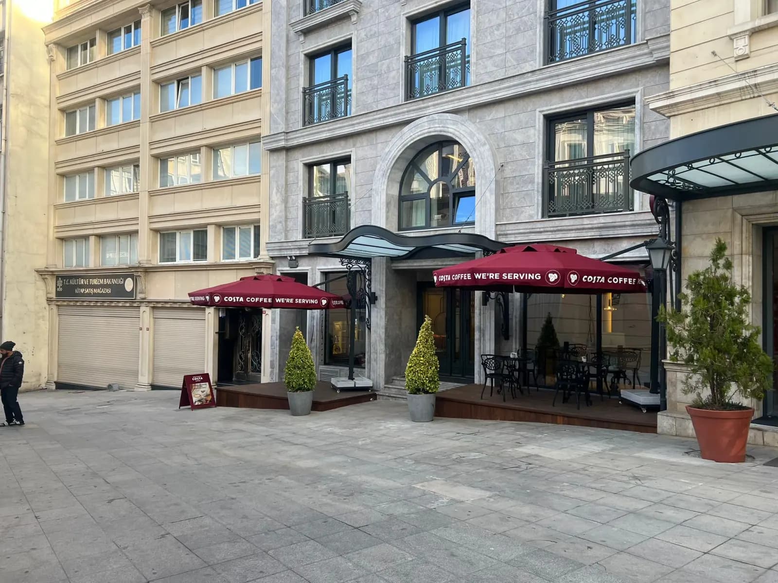 Levni Otel – Türkler Şemsiye uygulaması